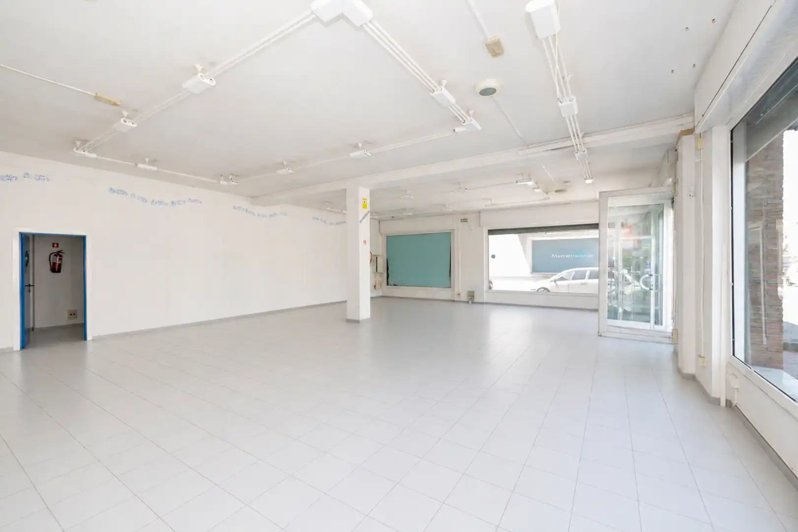 Local comercial de lloguer a Calle Loja, imagen 8