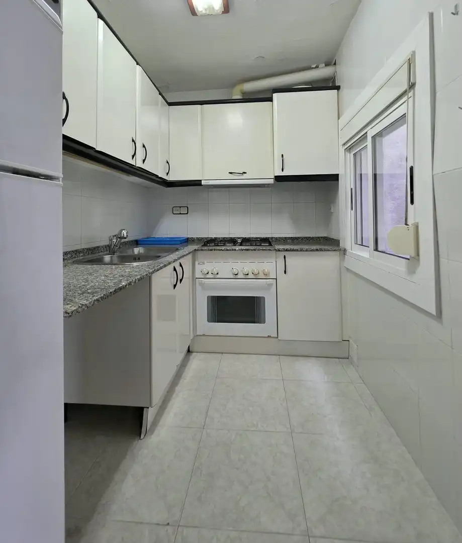 Cocina de Piso en venta en Salou con Aire acondicionado, Terraza y Amueblado