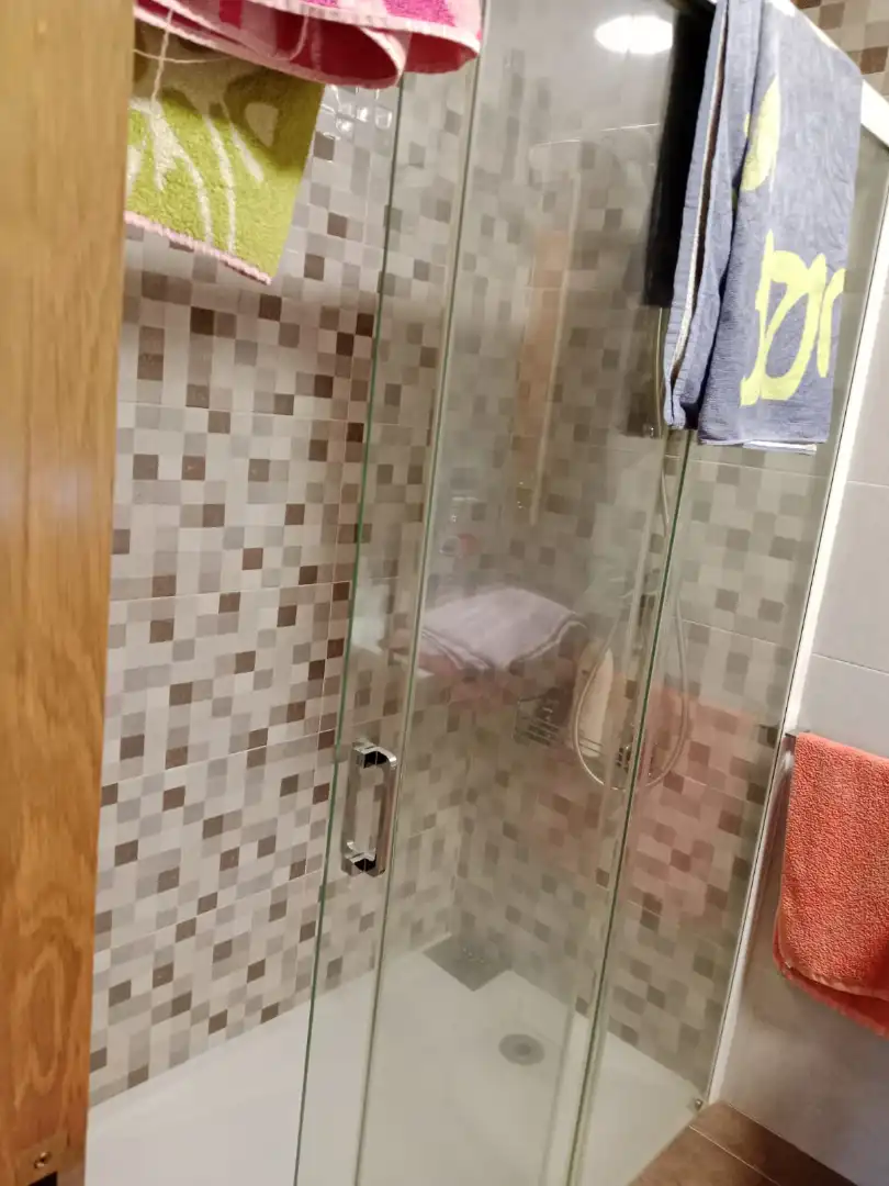 Bany de Casa o xalet en venda en Teo amb Calefacció, Jardí privat i Traster