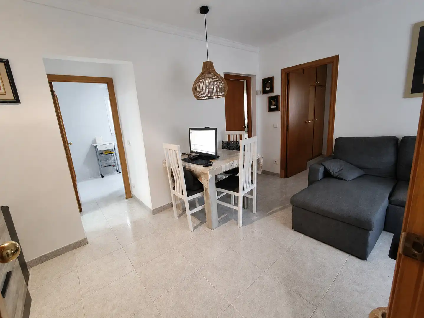 Sala de estar de Piso en venta en Girona con Calefacción, Amueblado y Horno