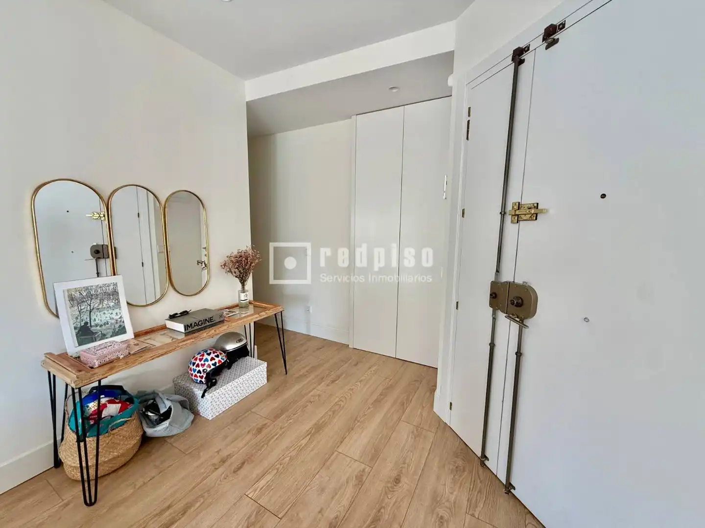 Habitación de Piso en venta en Madrid con Calefacción y Terraza