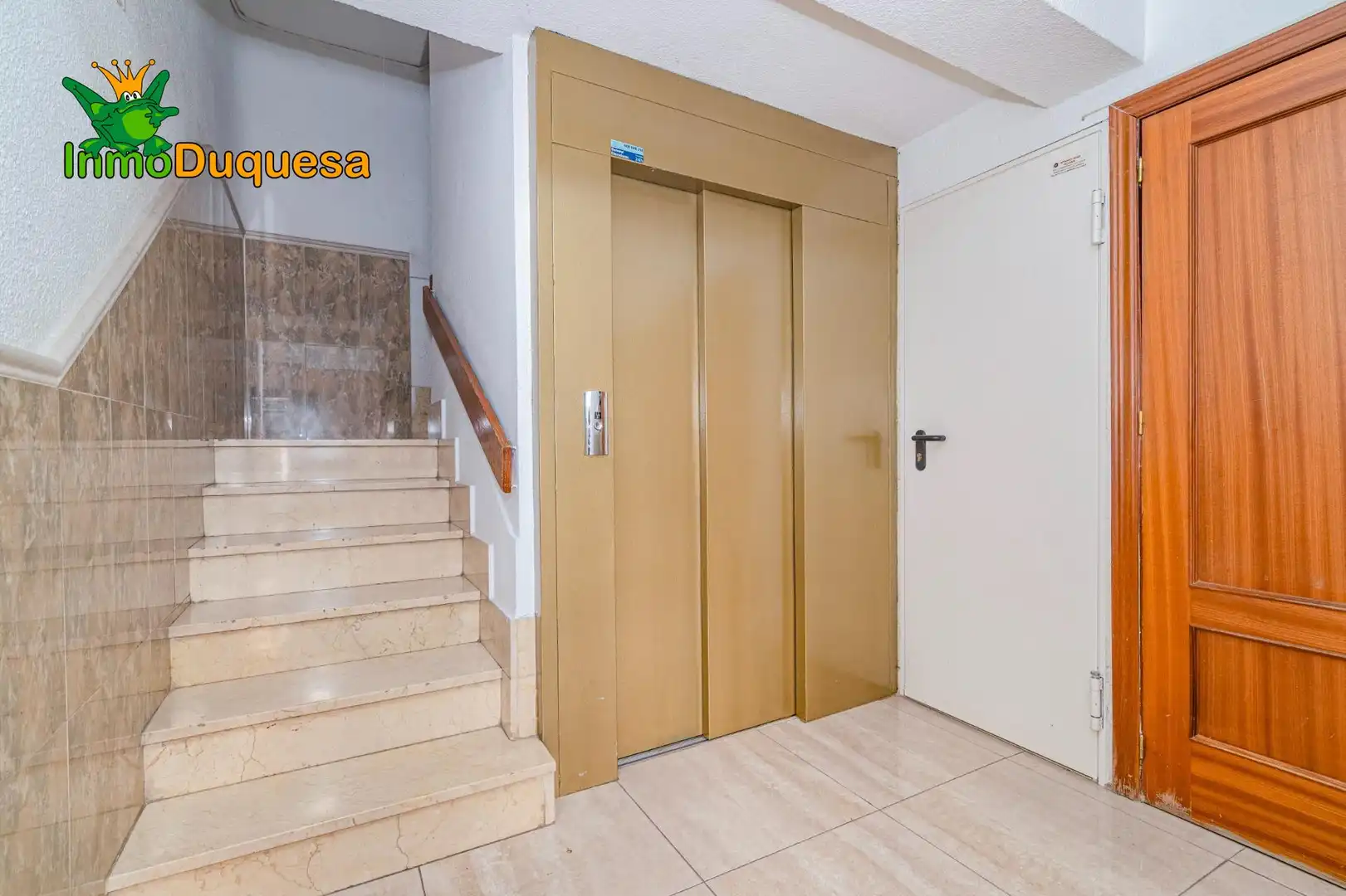 Flat with lift for sale in Calle ARABIAL, imagen 23