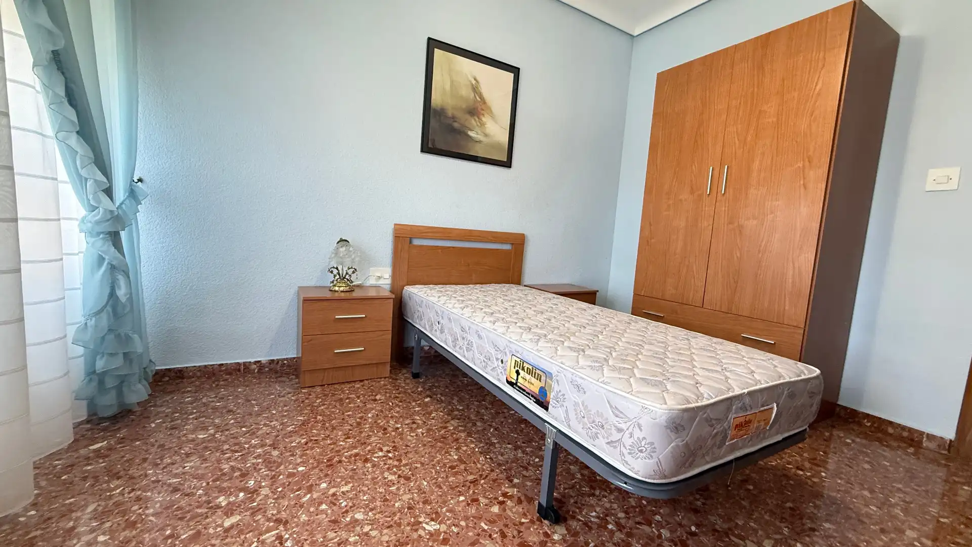 Habitación de Piso de alquiler en Albacete con Calefacción, Terraza y Amueblado