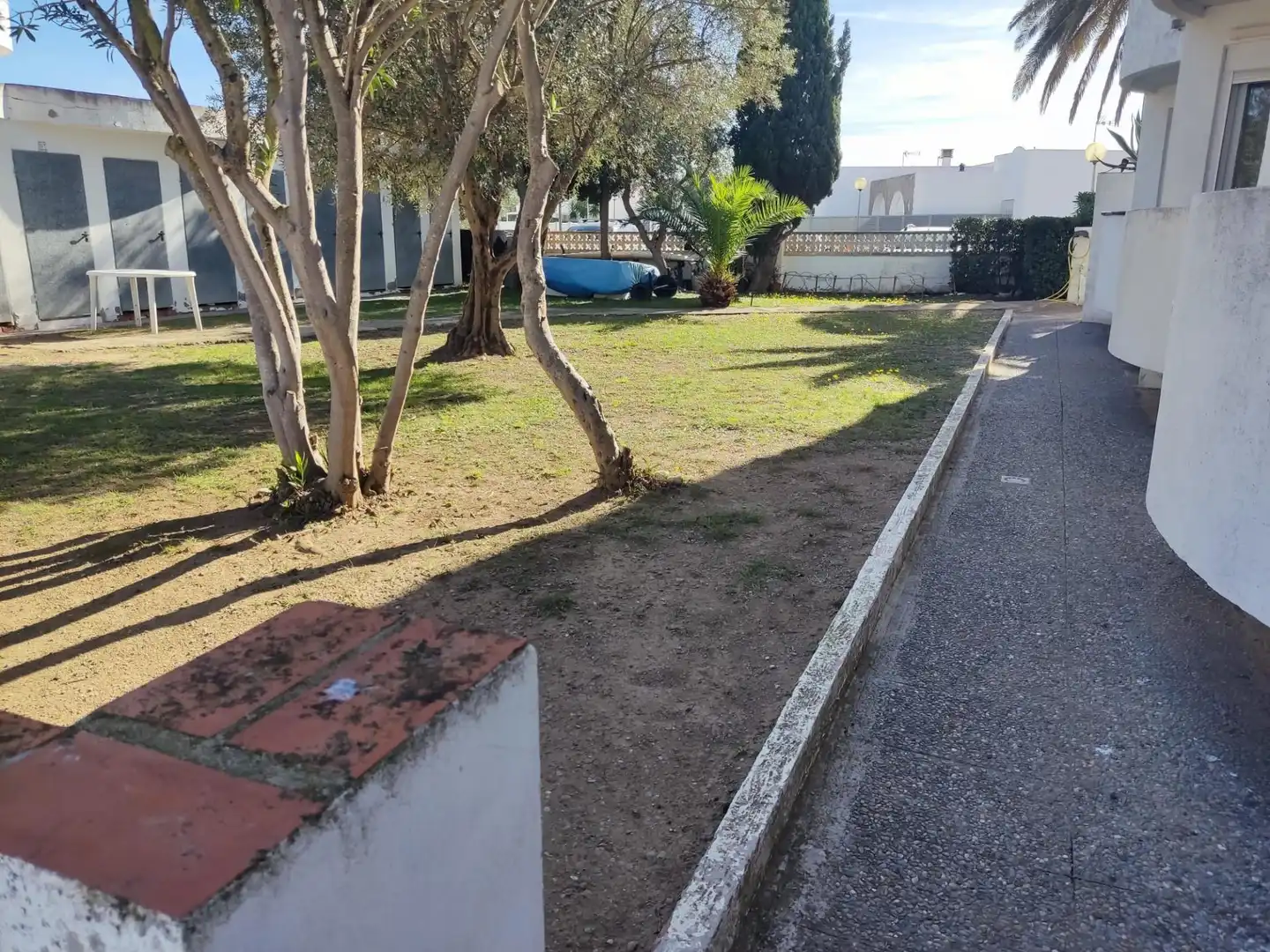 Piso en venta en Roses con Jardín privado, Terraza y Amueblado