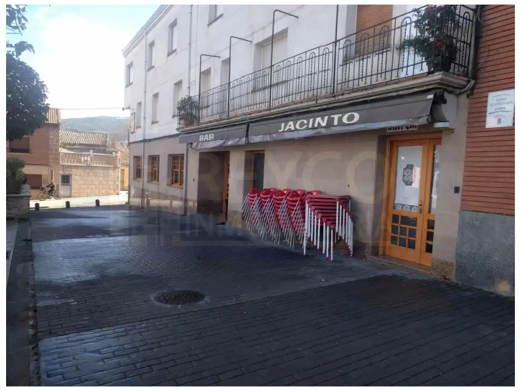 Geschaftsraum zur Miete in Baños de Río Tobía