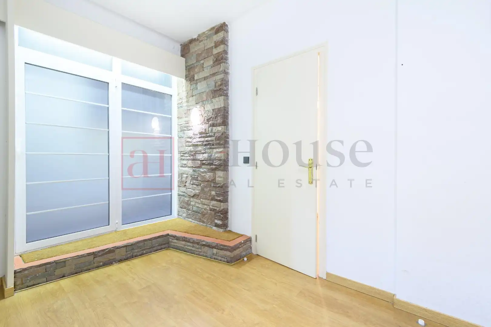 Piso en venta en Barcelona con Aire acondicionado, Calefacción y Parquet