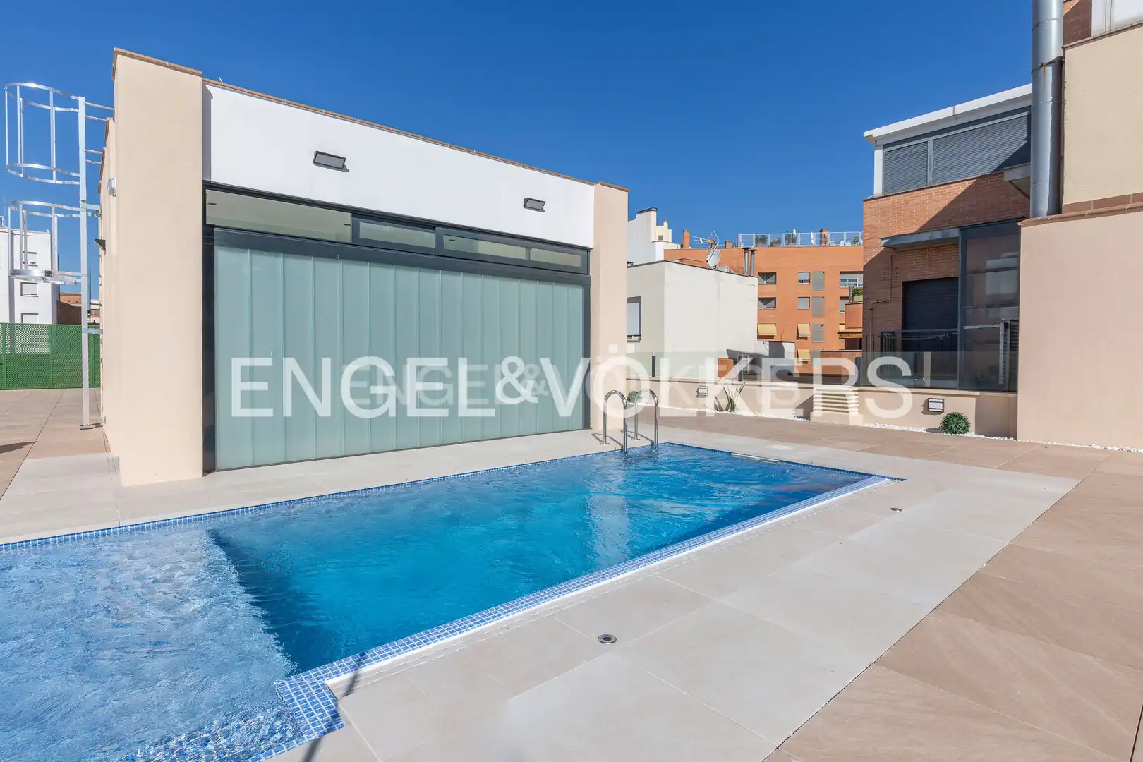 Piscina de Pis en venda en Barrio de Salamanca