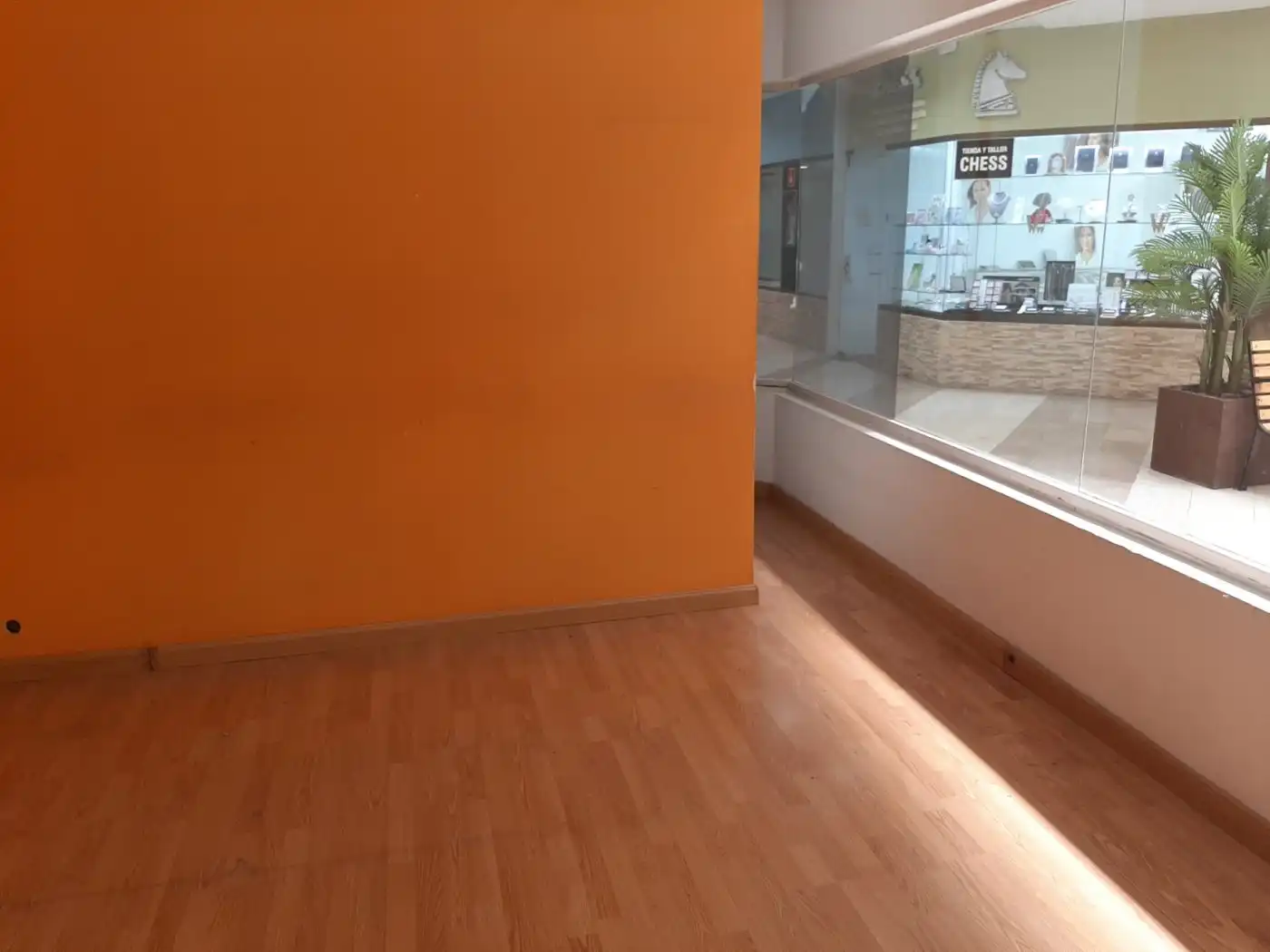 Local comercial en venda a Casco Antiguo