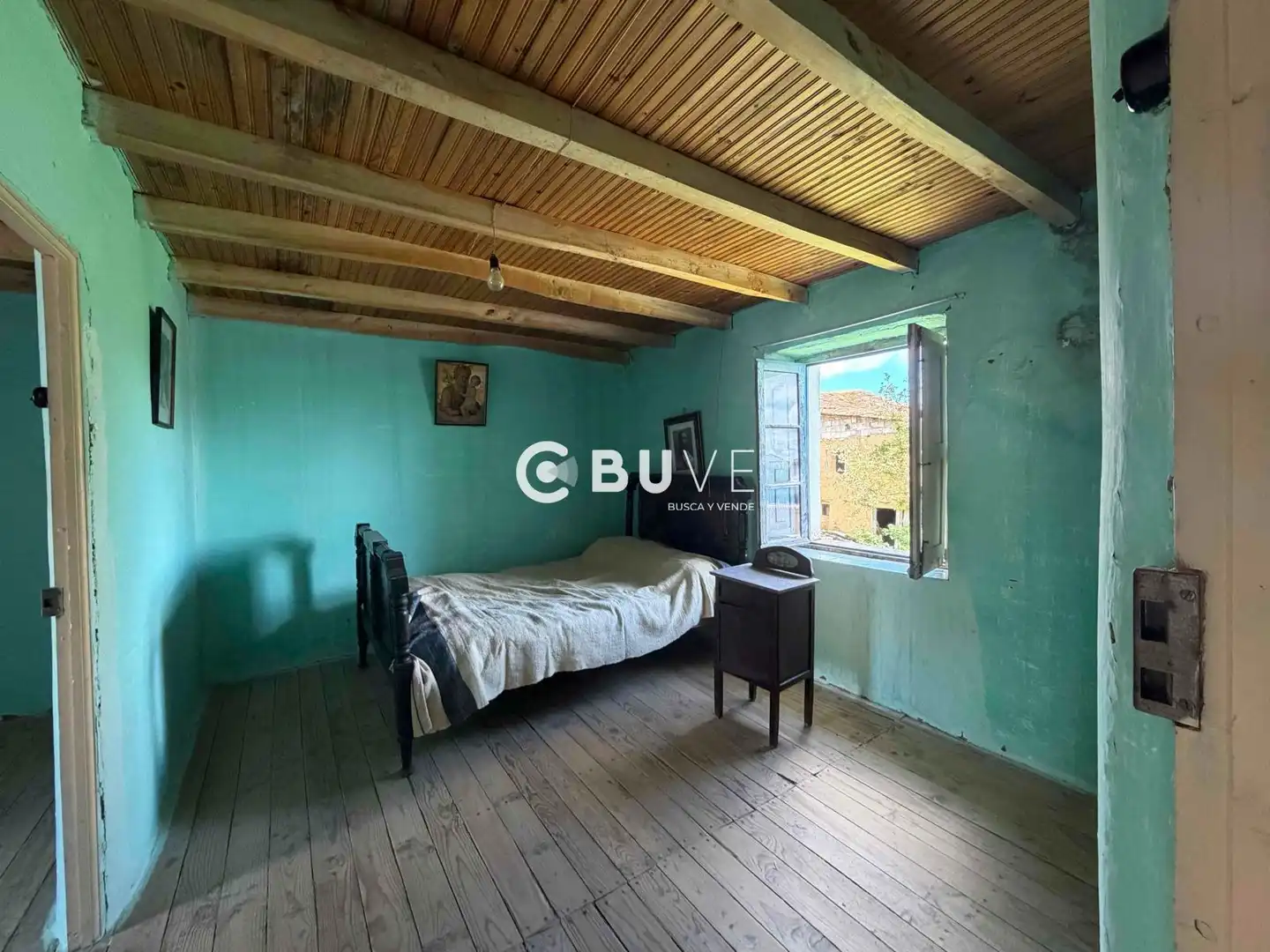Sala de estar de Casa o chalet en venta en Almanza con Calefacción, Jardín privado y Trastero