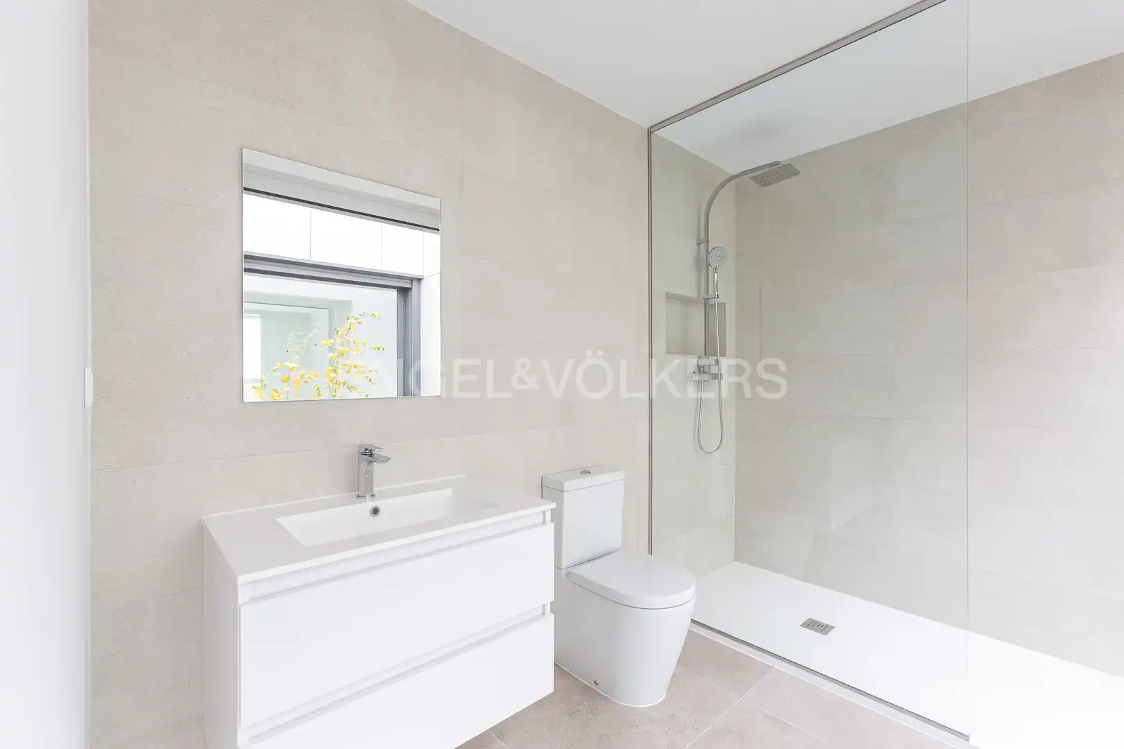 Badezimmer von Erdgeschoss zur Miete in Prado de Somosaguas - La Finca