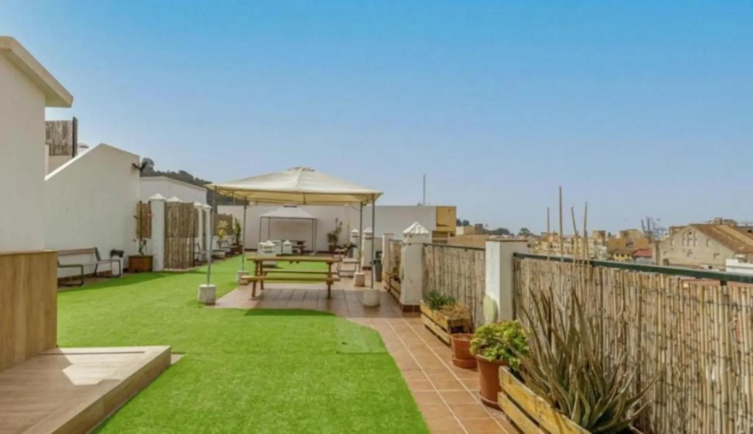 Terraza de Piso de alquiler en Málaga Capital con Aire acondicionado, Terraza y Amueblado