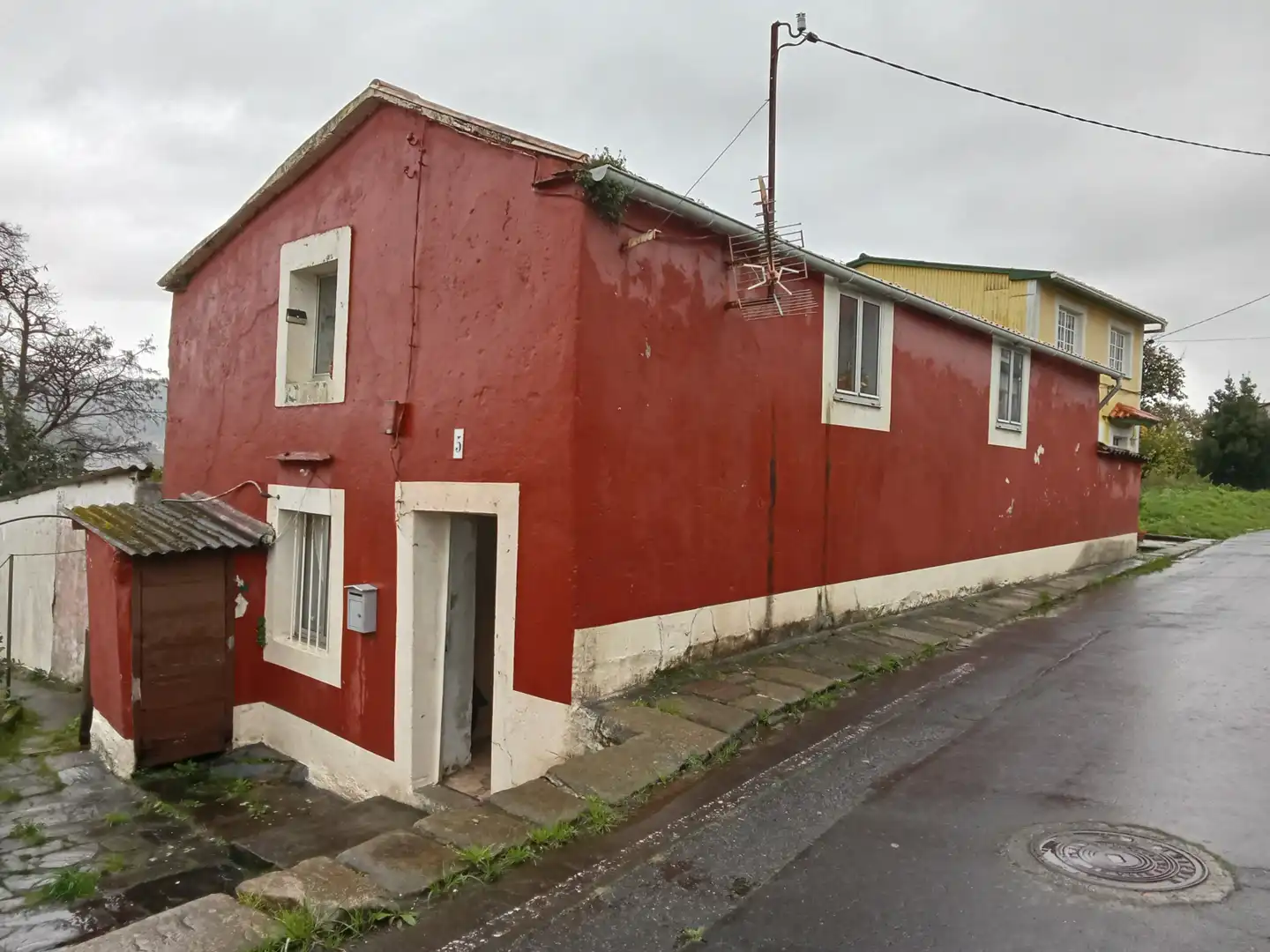Vista exterior de Casa adosada en venda en Ferrol