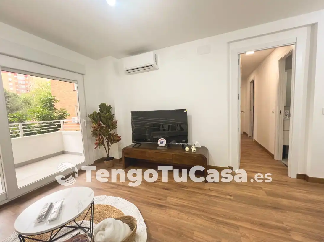 Sala de estar de Piso en venta en Madrid con Aire acondicionado, Calefacción y Parquet