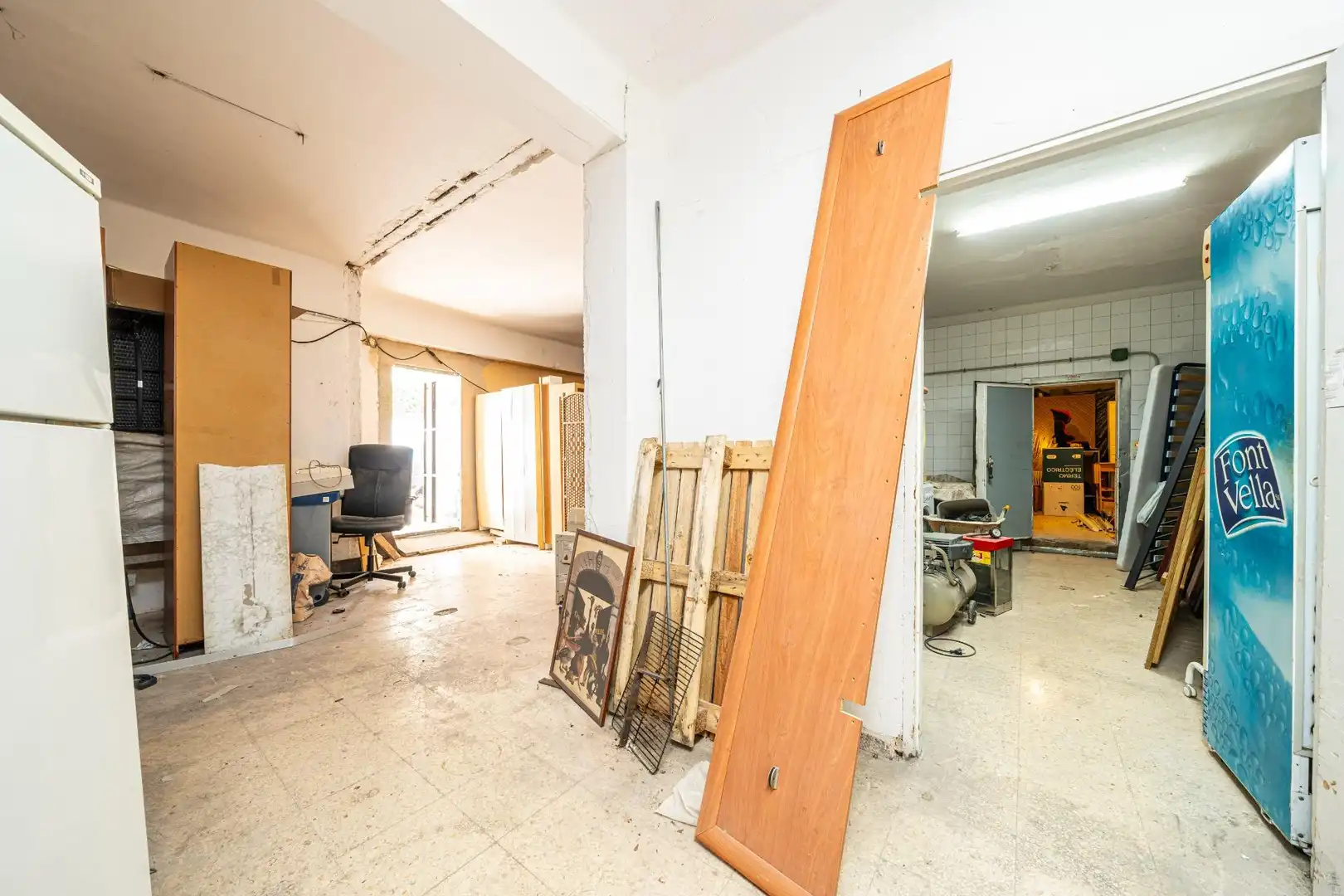 Gewerbefläche zum Verkauf in Carrer de Lisboa, imagen 16