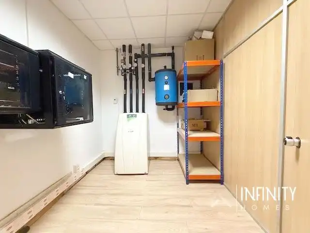 Oficina de alquiler en Txorierriko Hiribidea, Derio
