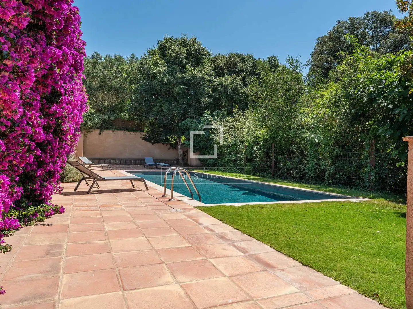 Jardí de Casa o xalet en venda en Madrid amb Aire condicionat, Calefacció i Terrassa