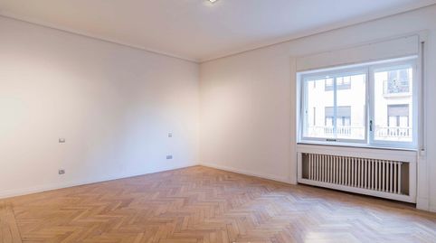 Photo 4 of Apartments for rent in Calle de Fortuny, Almagro, Madrid Capital