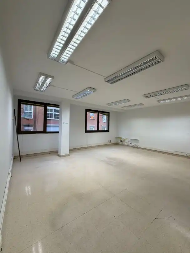 Oficina en venta en La Calzada