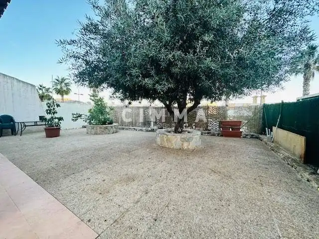 Casa adosada en venda en Polop amb Calefacció, Jardí privat i Terrassa