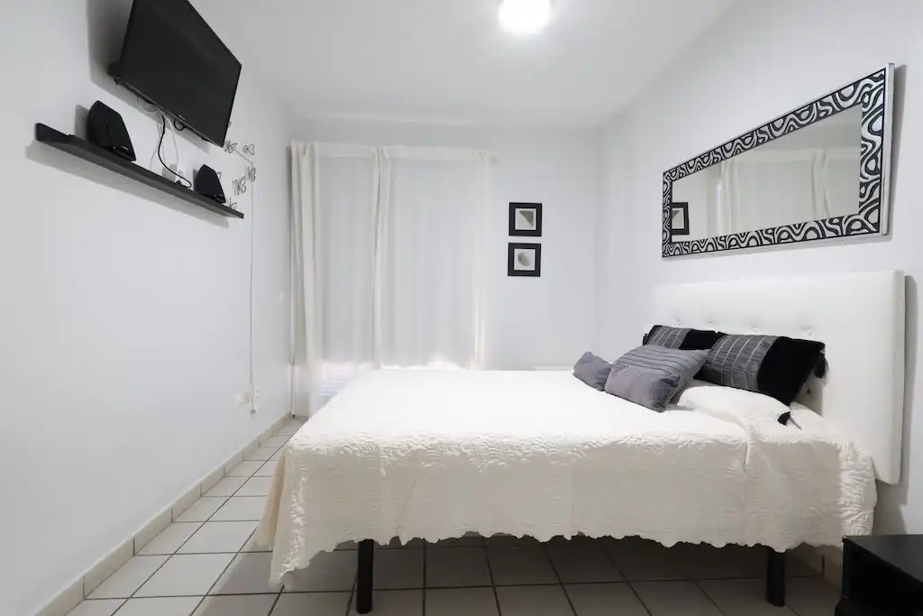 Habitación de Apartamento en venta en Orihuela con Aire acondicionado, Calefacción y Terraza