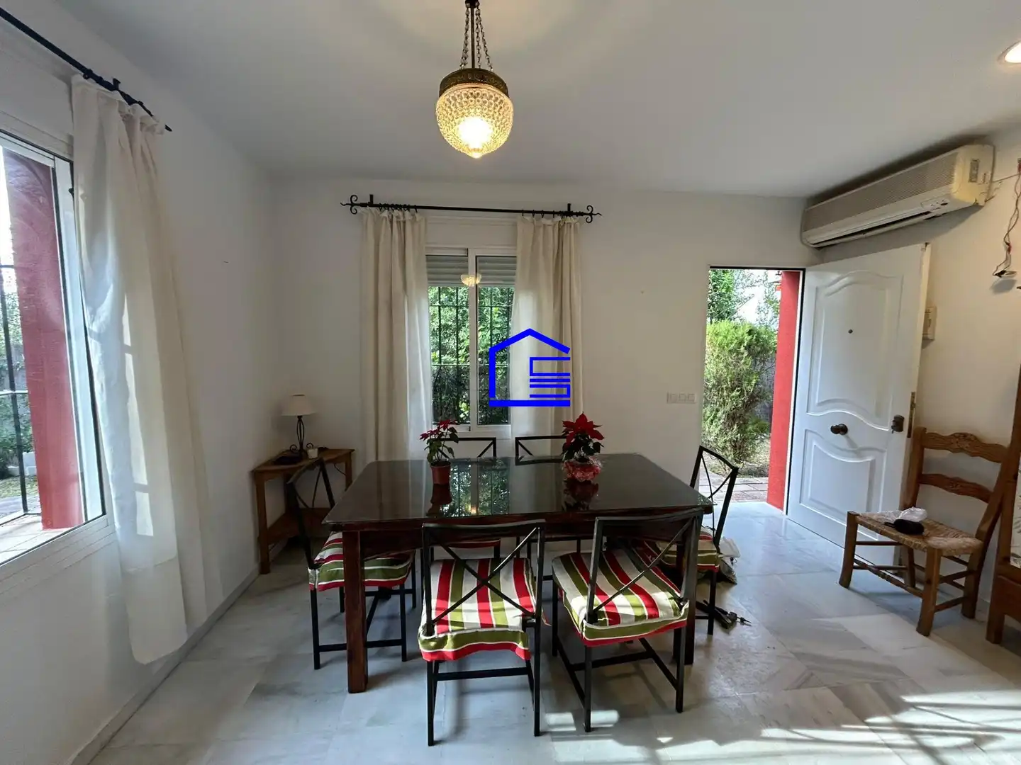 Jardín de Casa o chalet de alquiler en El Puerto de Santa María con Aire acondicionado, Calefacción y Jardín privado