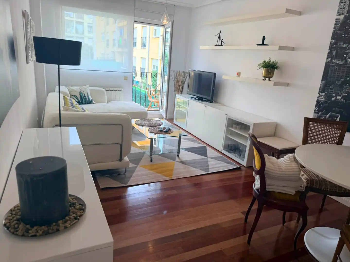 Wohnung zur Miete in Calle la Garoja, Cartes