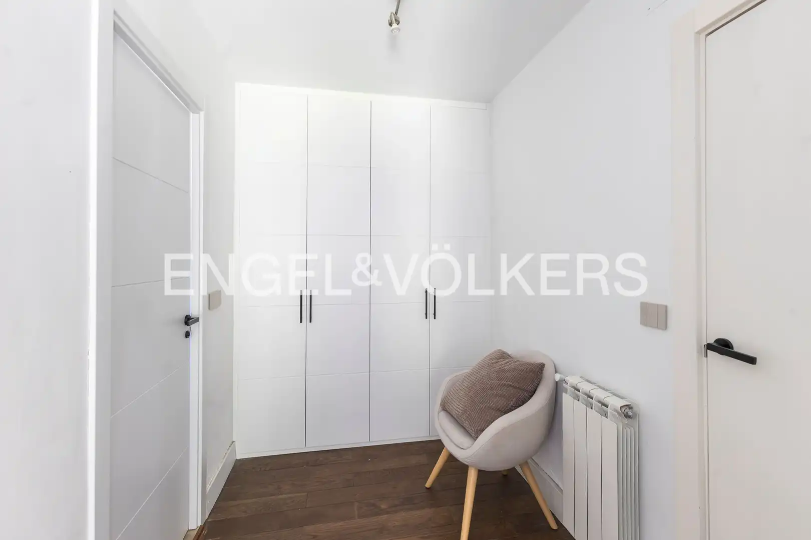 Habitación de Casa o chalet en venta en Paracuellos de Jarama con Aire acondicionado, Calefacción y Jardín privado