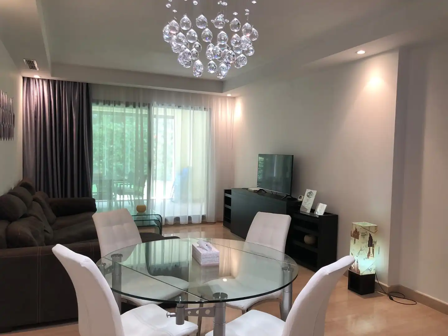 Comedor de Planta baja de alquiler en Marbella con Aire acondicionado, Calefacción y Terraza