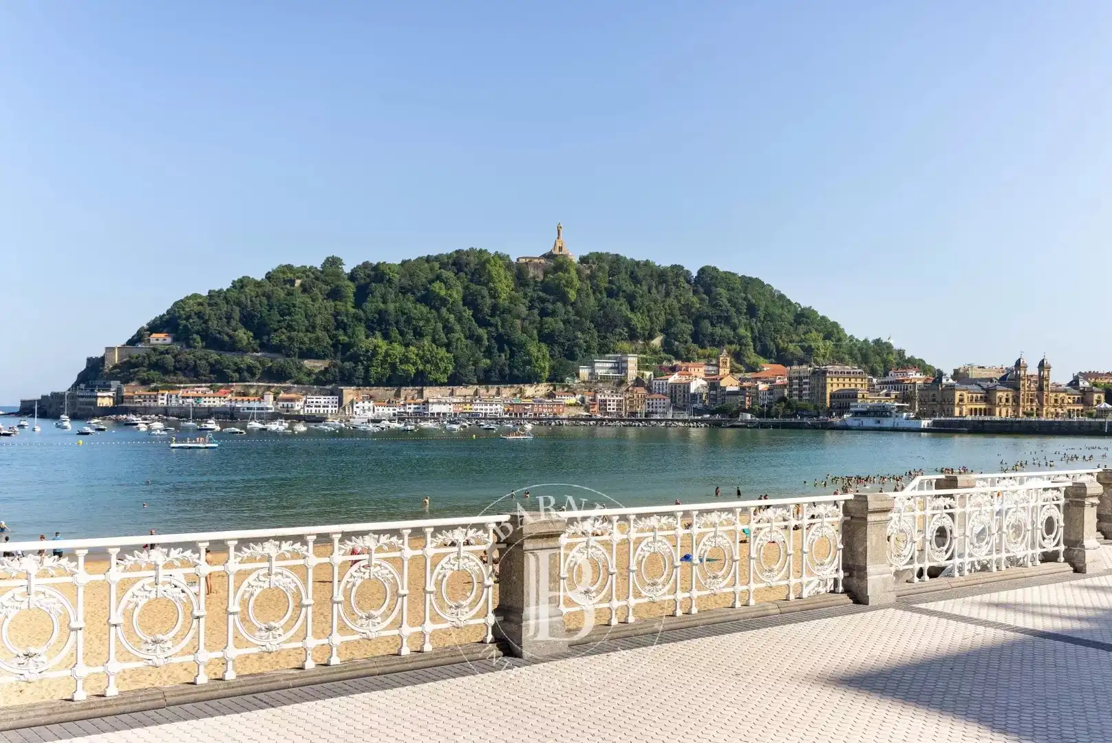 Vista exterior de Piso en venta en Donostia - San Sebastián  con Calefacción