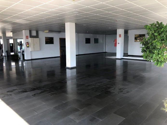 Nau industrial de lloguer en Marbella
