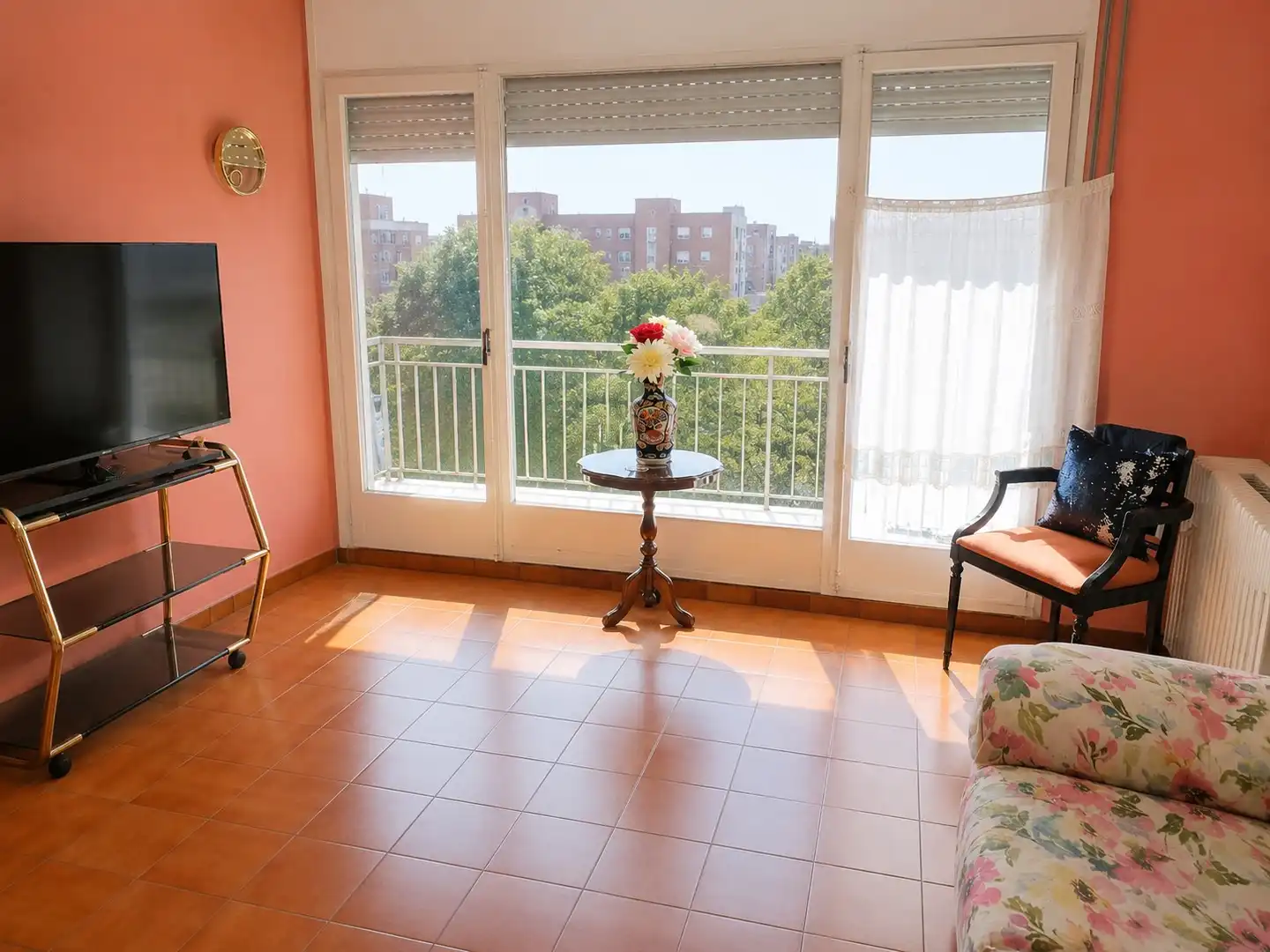 Living room of Houses for sale in Olot  with Air Conditioner, Heating and Terrace