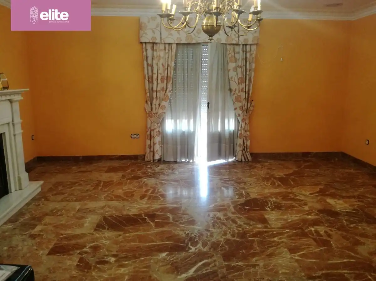 Houses for sale in Jerez de la Frontera  with Air Conditioner, Heating and Terrace