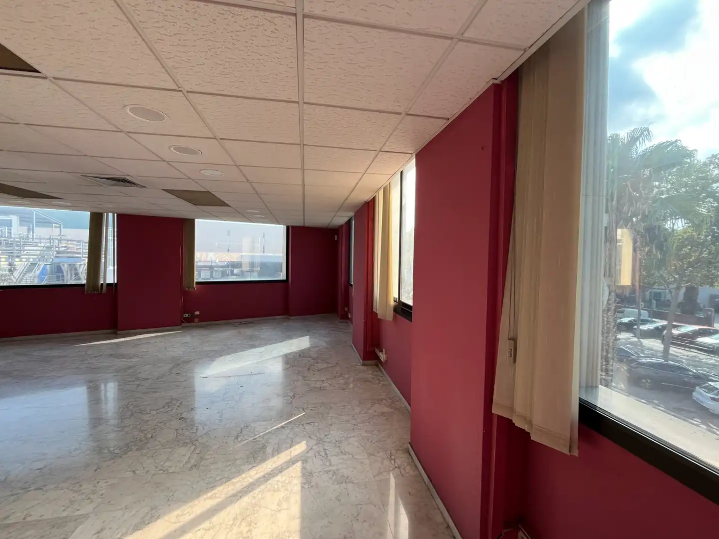 Oficina con ascensor en venta en Passeig dels Ferrocarrils Catalans, imagen 3