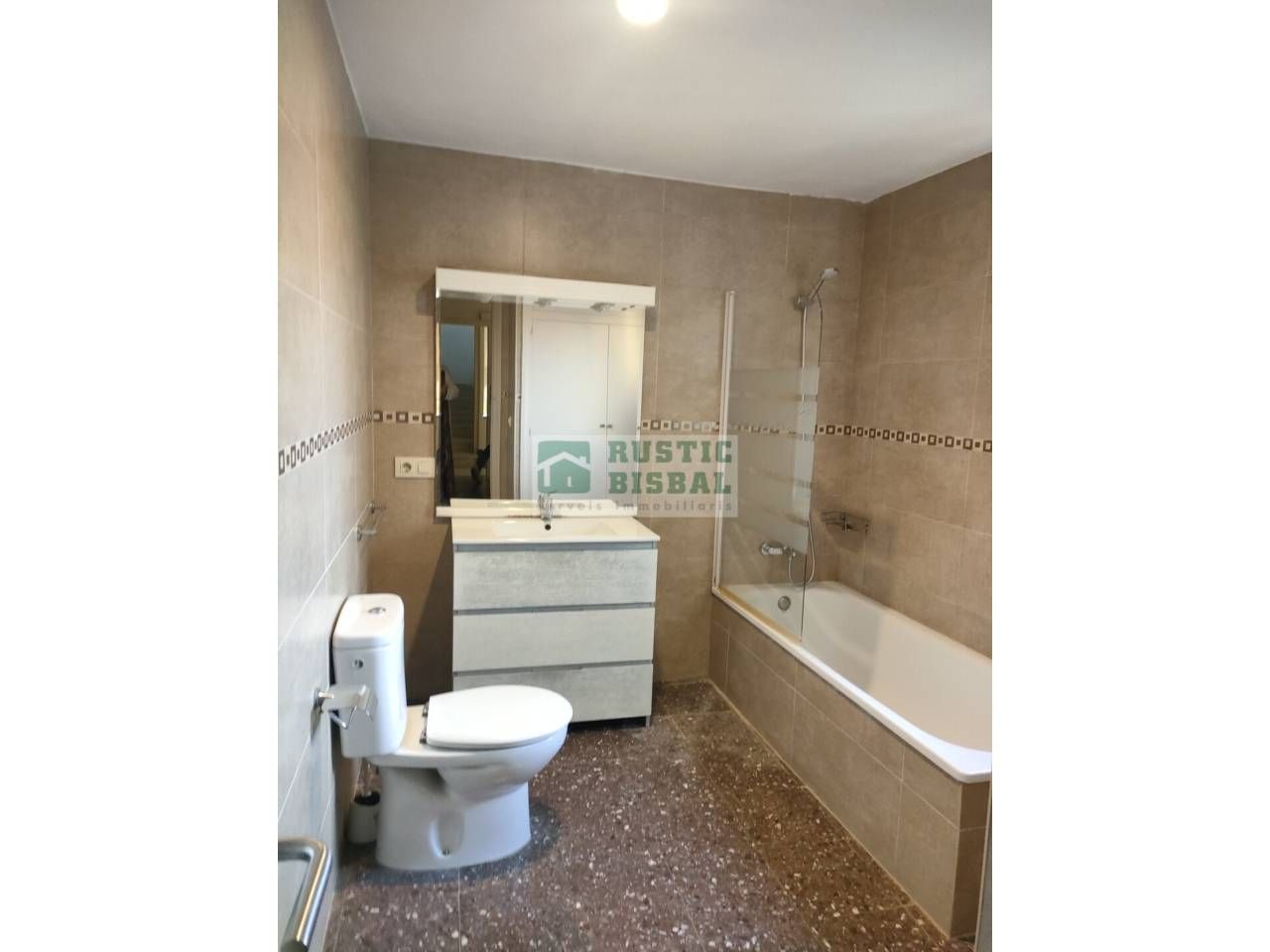 Baño de Casa o chalet en venta en Torroella de Montgrí con Aire acondicionado, Calefacción y Terraza