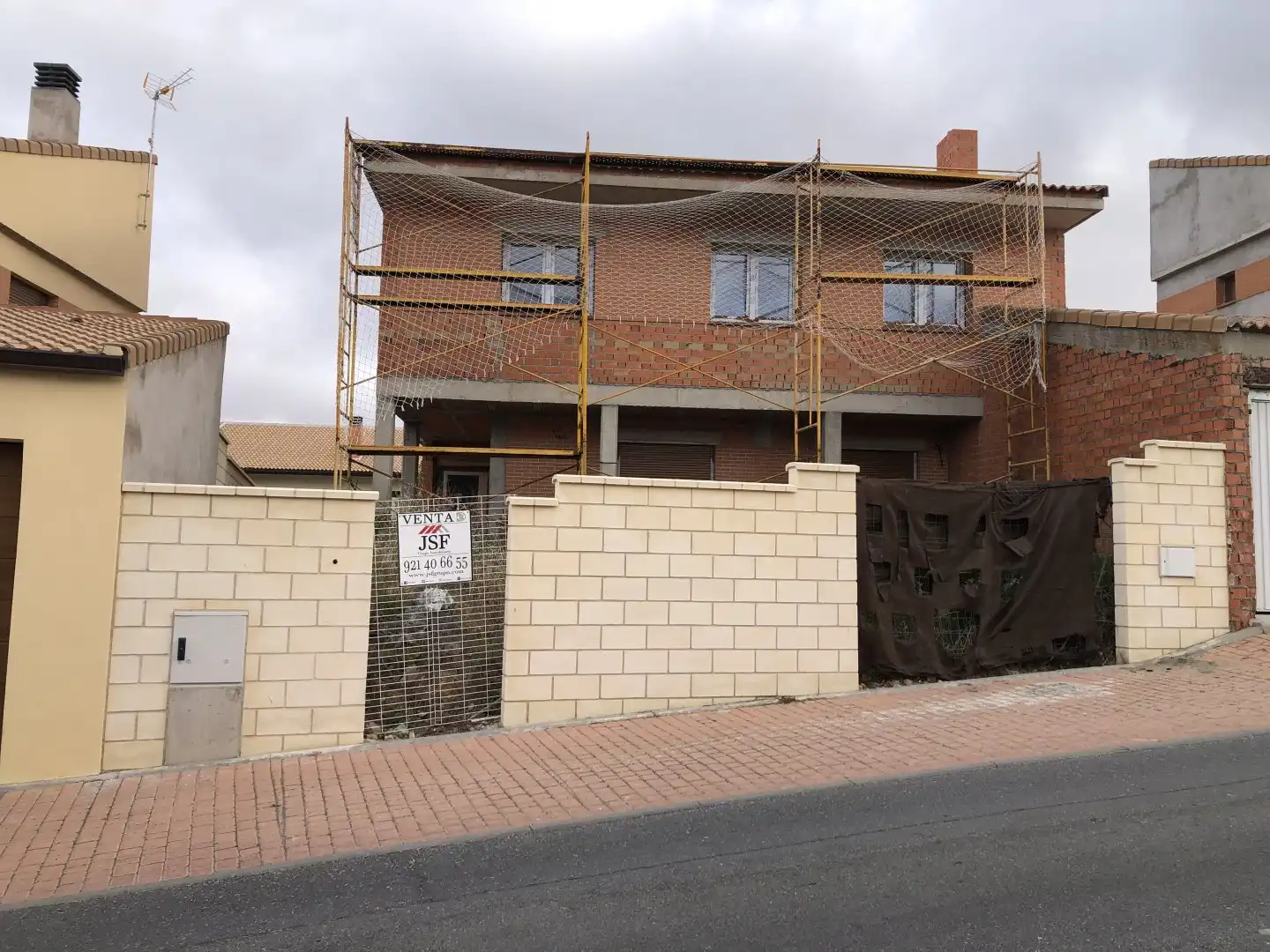 Vista exterior de Casa o chalet en venta en Bernuy de Porreros con Jardín privado