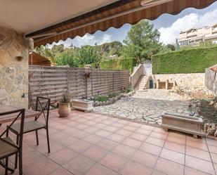 Jardí de Casa adosada en venda en Alzira amb Aire condicionat, Jardí privat i Terrassa