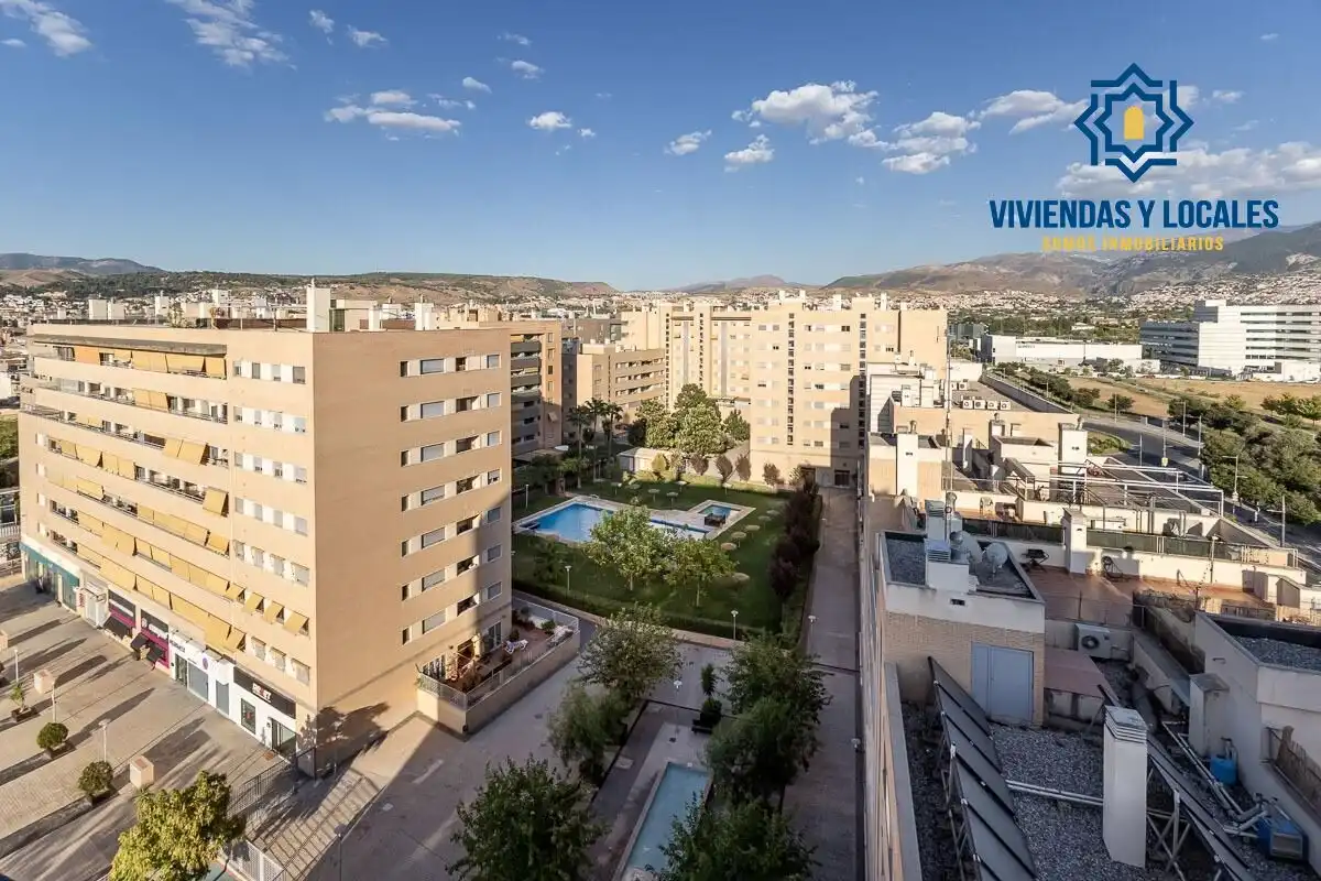Penthouse mit Pool zum Verkauf in Avenida DE LA ILUSTRACION, imagen 20