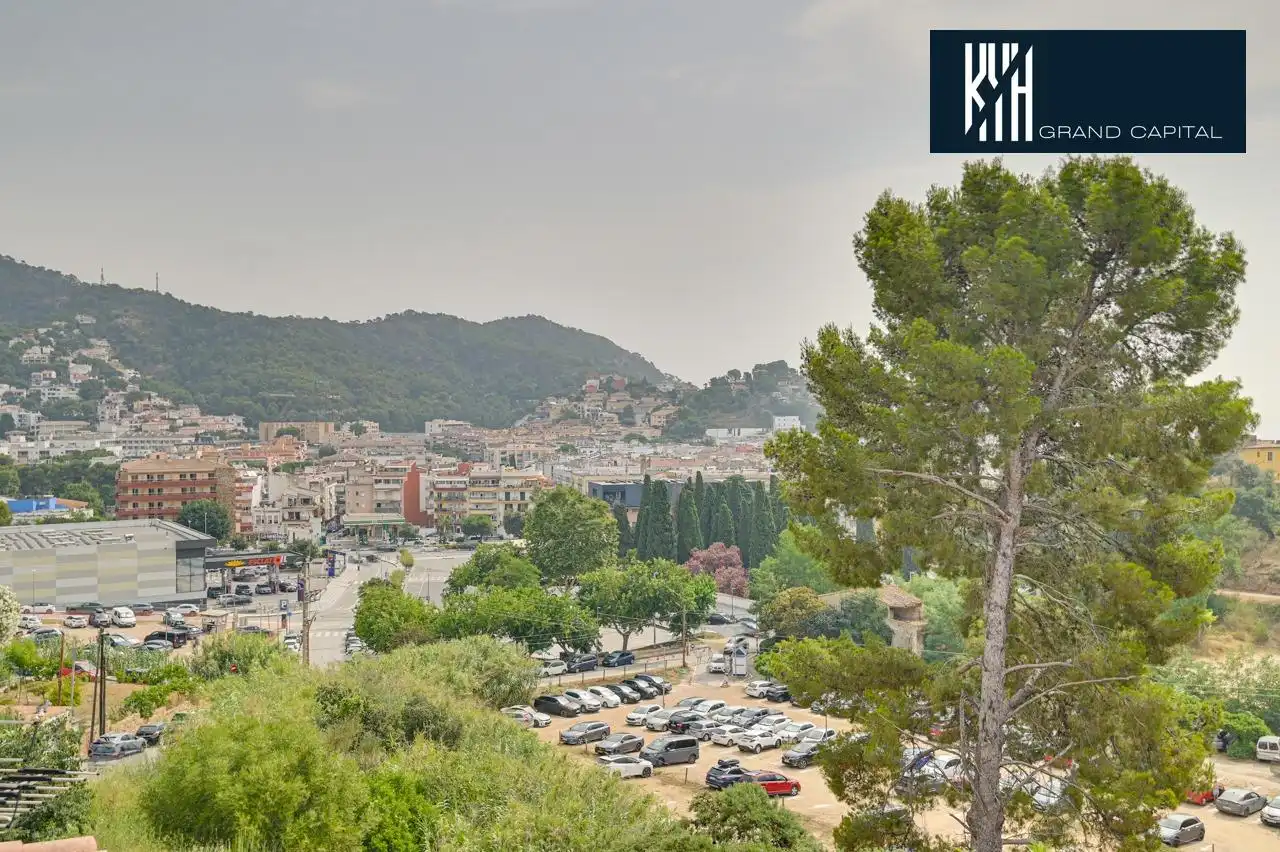 Vista exterior de Piso en venta en Tossa de Mar con Calefacción y Balcón