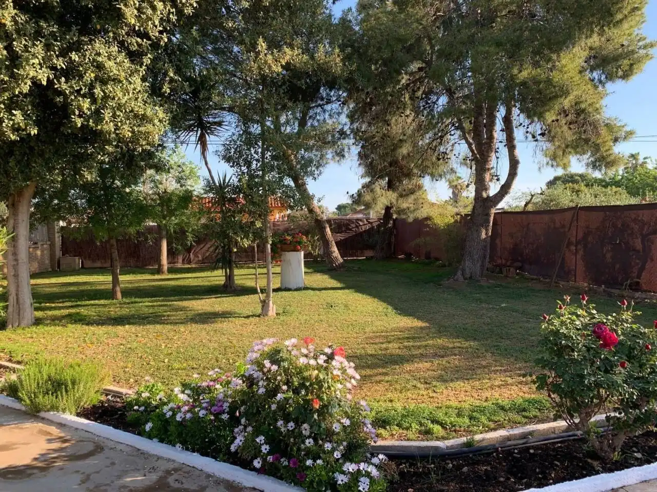 Jardín de Casa o chalet en venta en Carmona con Aire acondicionado, Jardín privado y Terraza
