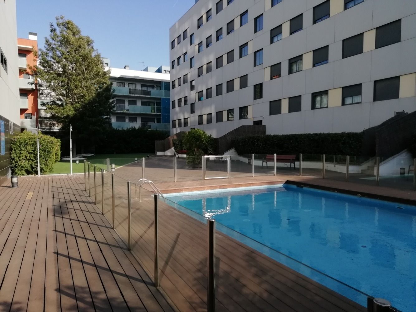 Piscina de Pis de lloguer en Esplugues de Llobregat amb Aire condicionat, Calefacció i Parquet