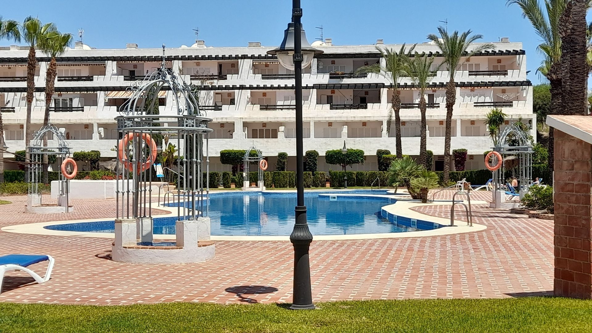 Piscina de Apartament en venda en Mojácar amb Aire condicionat, Calefacció i Traster