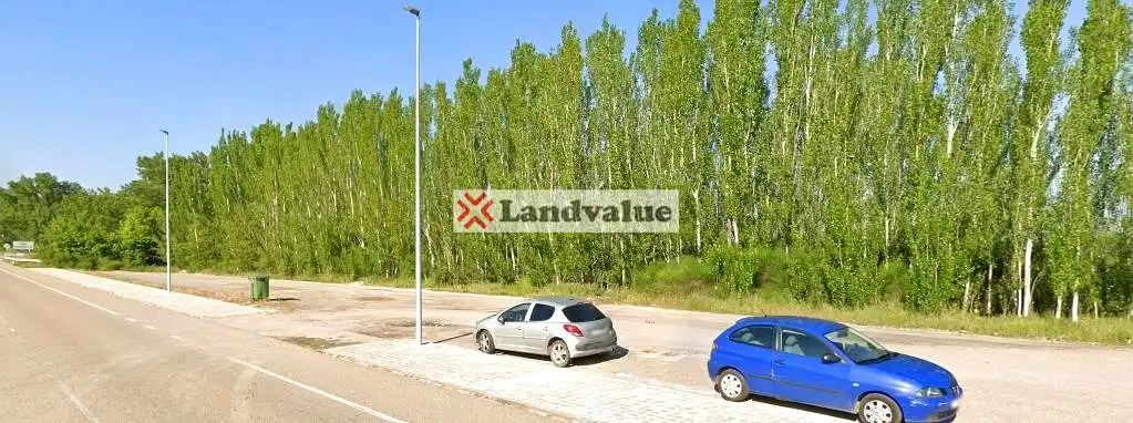 Terreny industrial en venda en Monzón de Campos