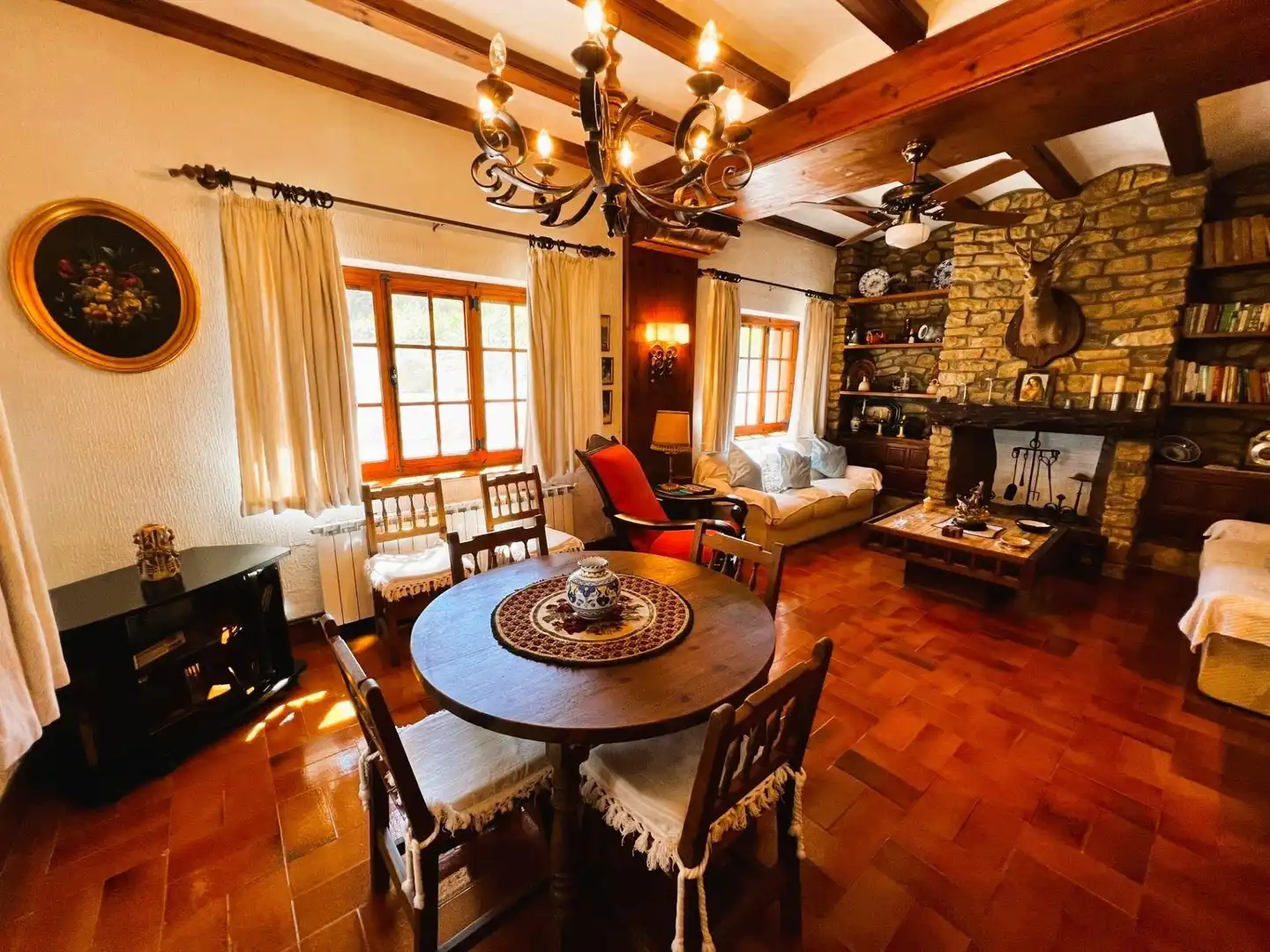 Sala de estar de Finca rústica en venta en Monóvar  / Monòver con Aire acondicionado, Calefacción y Jardín privado