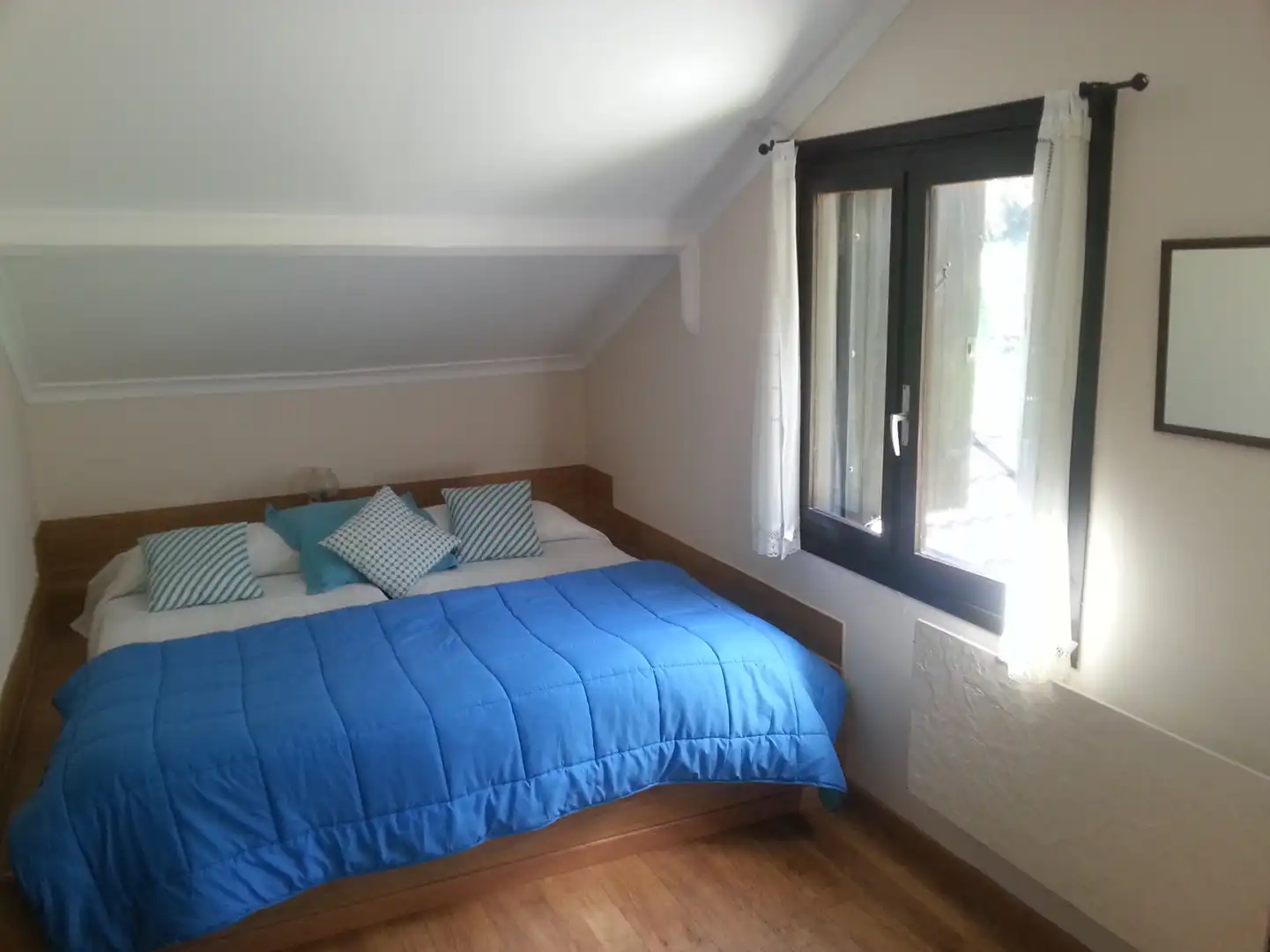 Dormitori de Casa o xalet en venda en Hernani amb Calefacció, Jardí privat i Piscina