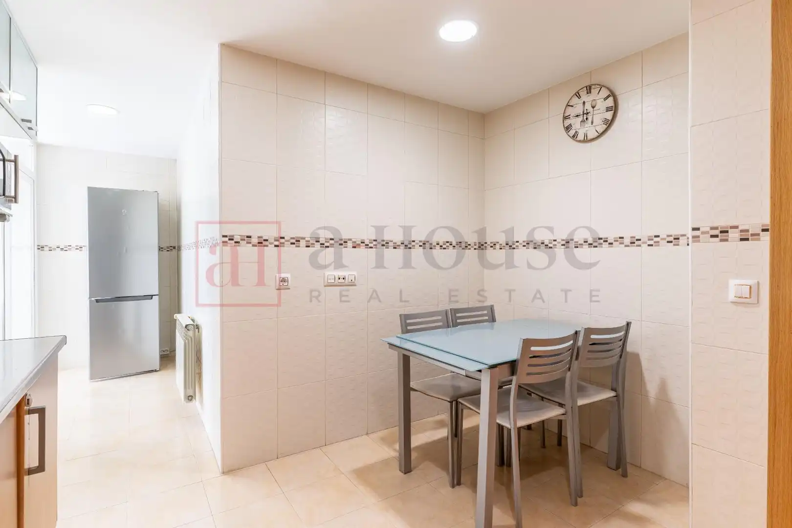 Kitchen of Flat for sale in Madrid  with Air Conditioner, Heating and Private garden