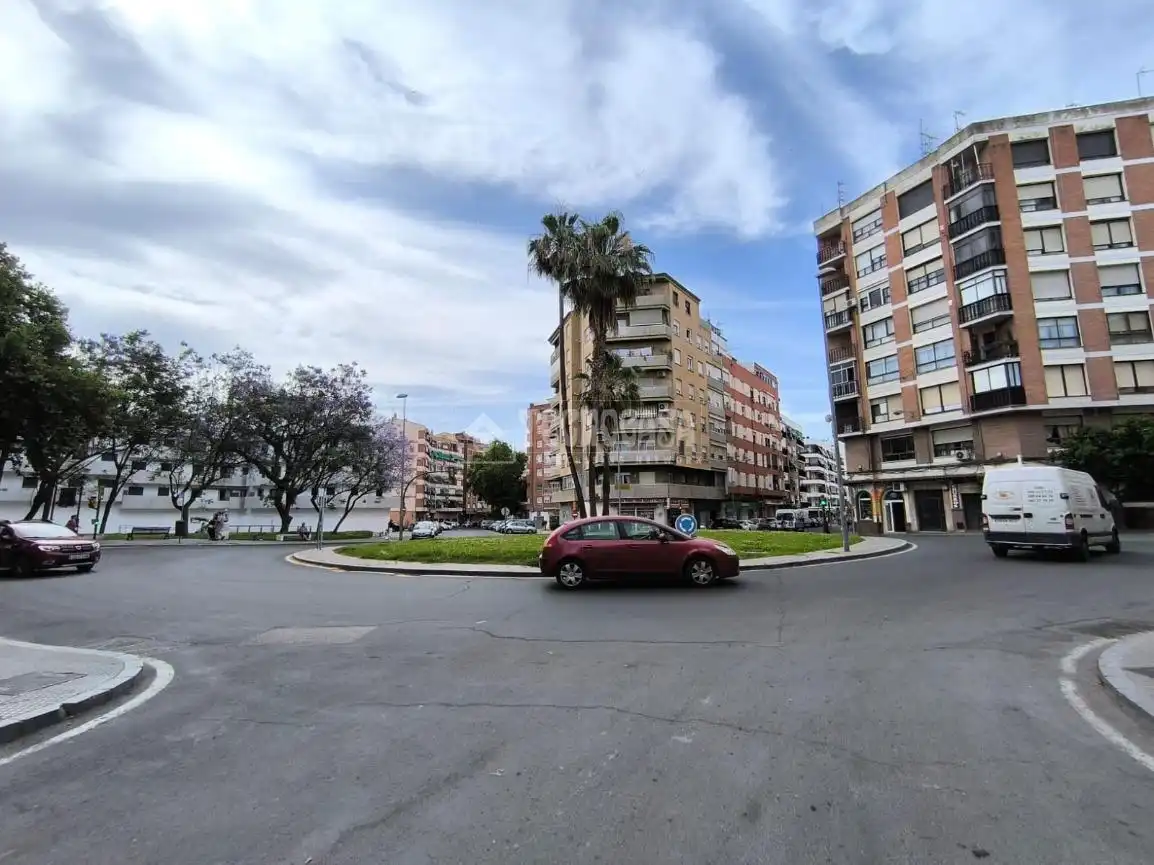 Vista exterior de Piso en venta en Huelva con Balcón