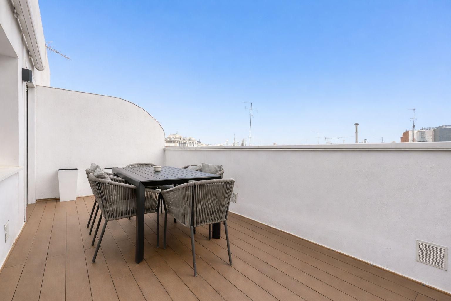 Ático en venta en  CARRETAS, Sol, Centro