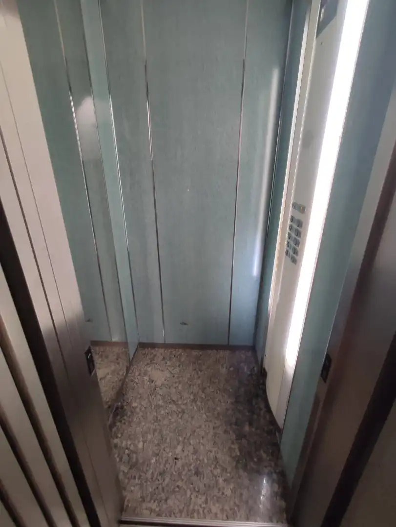 Piso en venta en A Coruña Capital  con Parquet, Terraza y Horno