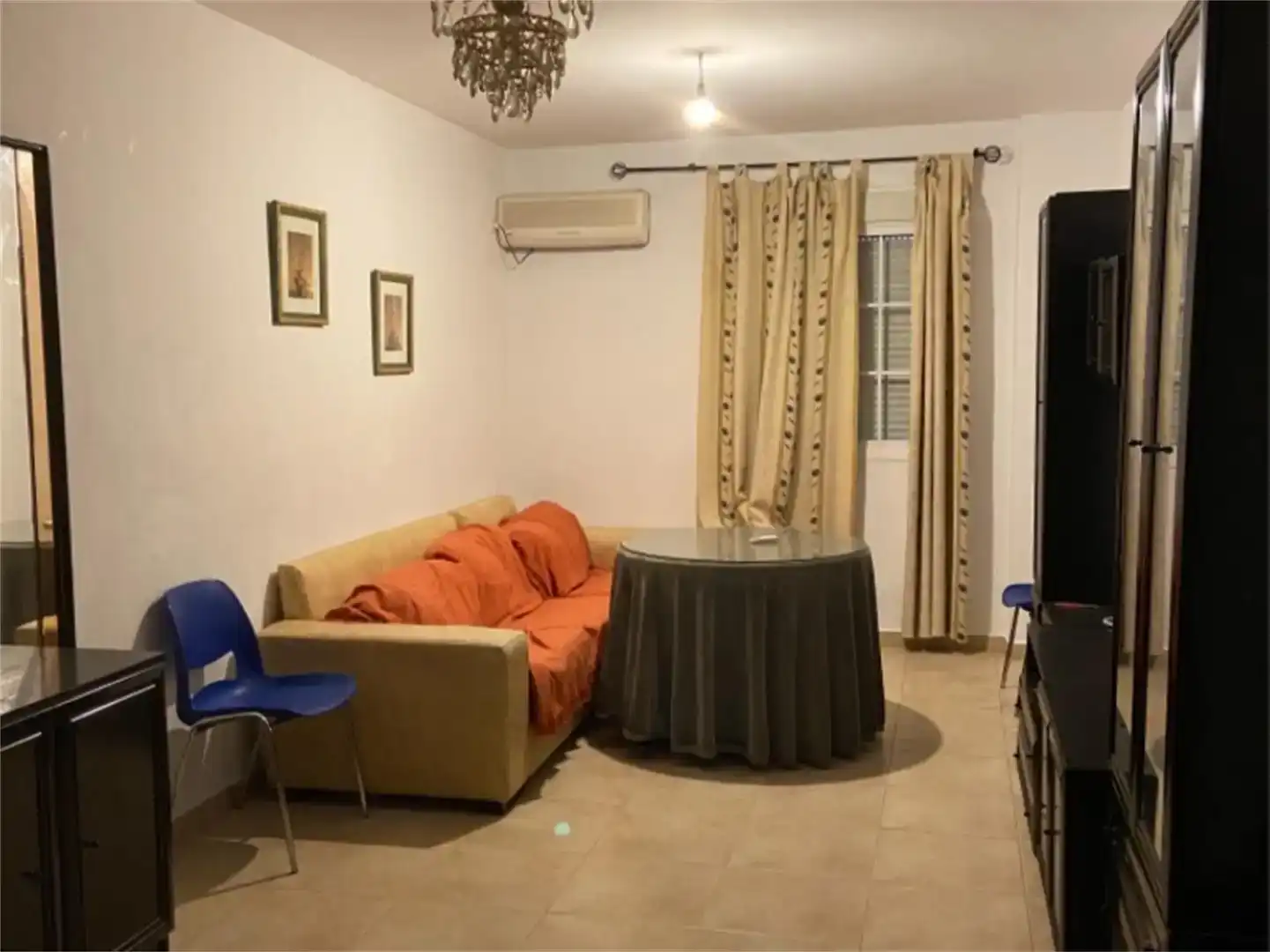 Sala d'estar de Pis en venda en Guarromán amb Aire condicionat, Moblat i Forn