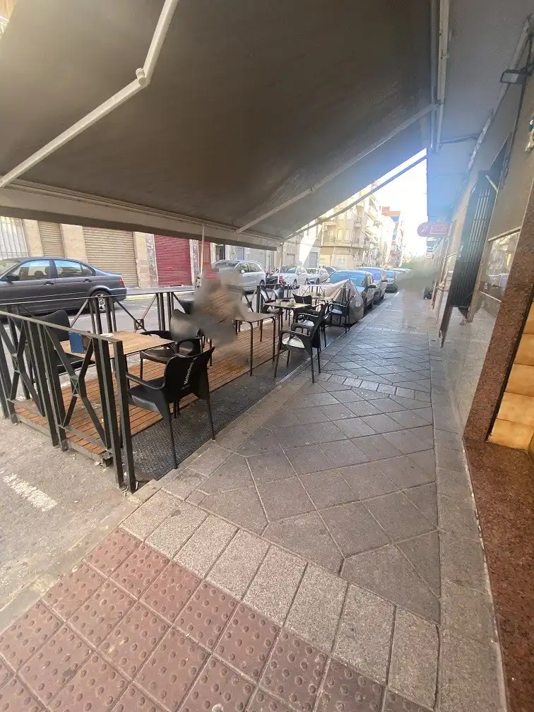 Local comercial en traspaso en Carrer Antonio Martínez García, imagen 6